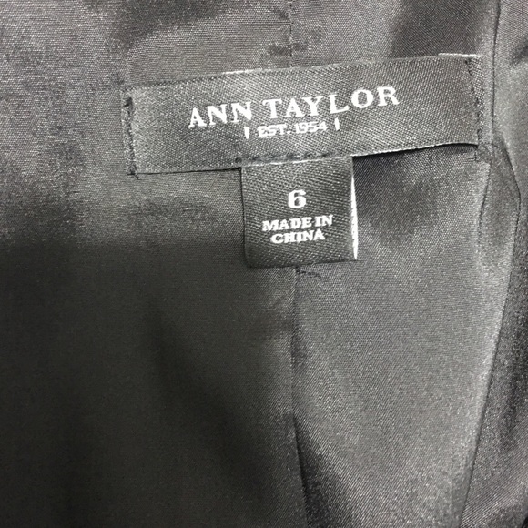 Ann Taylor Black Woven Wool Blend Peplum Blazer - Picture 4 of 5